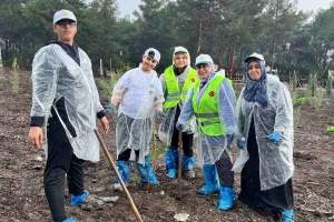 İZMİR ŞUBE BAŞKANLIĞI FİDAN DİKİMİ YAPTI