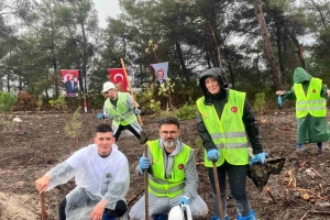 İZMİR ŞUBE BAŞKANLIĞI FİDAN DİKİMİ YAPTI