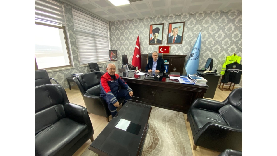 SÜLEYMAN DEMİREL HAVALİMANI MÜDÜRÜNE ZİYARET