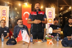 Afader İzmir 1 Yaşında