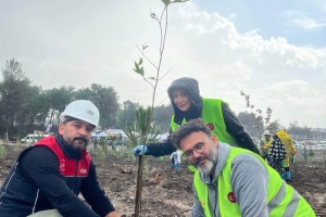 İZMİR ŞUBE BAŞKANLIĞI FİDAN DİKİMİ YAPTI