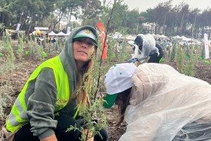 İZMİR ŞUBE BAŞKANLIĞI FİDAN DİKİMİ YAPTI