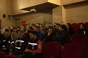 İzmir'de Orman ve Kırsal Alan Yangınlarına Müdahale Eğitimi