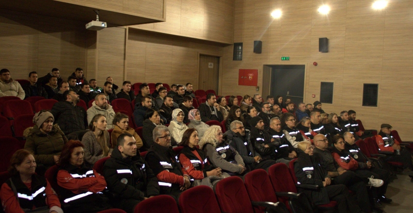 İzmir'de Orman ve Kırsal Alan Yangınlarına Müdahale Eğitimi