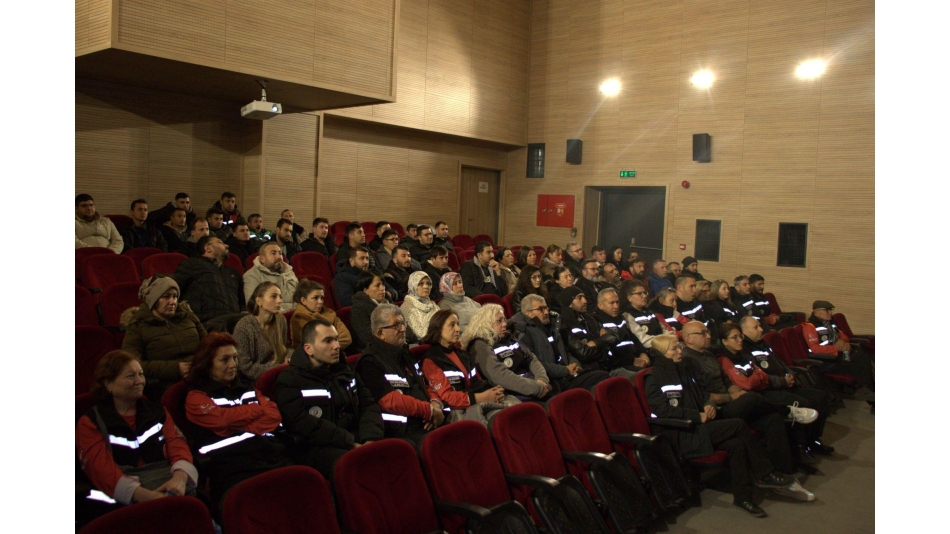 İzmir'de Orman ve Kırsal Alan Yangınlarına Müdahale Eğitimi