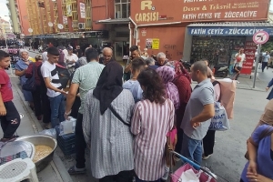 AFADER BİR YAŞINI AŞURE İLE KUTLADI