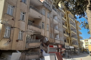 DEPREM BÖLGESİ GAZİANTEP NURDAĞI'NDAYIZ