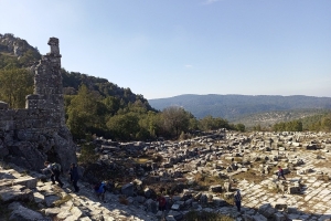 SÜTÇÜLER ADADA ANTİK KENTİ KRAL YOLU