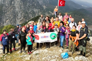 AKBELEN DAĞINDA ARAMA KURTARMA EĞİTİM ETKİNLİĞİ