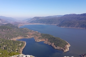 KOVADA AKBELEN ZİRVE BAYRAK DİKİM ETKİNLİĞİ