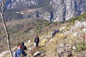 KOVADA AKBELEN ZİRVE BAYRAK DİKİM ETKİNLİĞİ