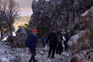 KOVADA AKBELEN ZİRVE BAYRAK DİKİM ETKİNLİĞİ