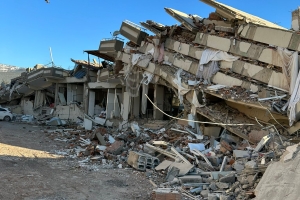 AFADER NURDAĞI\'NDA ARAMA KURTARMADA