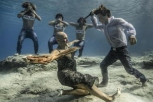 NEJDET DEMİRTAŞ FOTOĞRAFLARI KADINA ŞİDDETİ UNUTMUYOR!