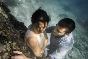 NEJDET DEMİRTAŞ FOTOĞRAFLARI KADINA ŞİDDETİ UNUTMUYOR!