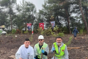 İZMİR ŞUBE BAŞKANLIĞI FİDAN DİKİMİ YAPTI