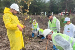 İZMİR ŞUBE BAŞKANLIĞI FİDAN DİKİMİ YAPTI