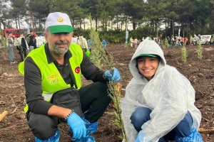 İZMİR ŞUBE BAŞKANLIĞI FİDAN DİKİMİ YAPTI
