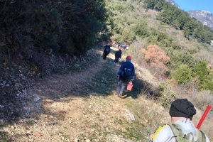 KOVADA AKBELEN ZİRVE BAYRAK DİKİM ETKİNLİĞİ