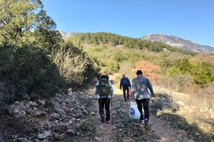 KOVADA AKBELEN ZİRVE BAYRAK DİKİM ETKİNLİĞİ