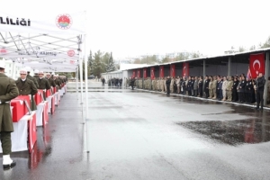 VATAN SİZE MİNNETTARDIR 