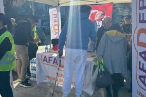 AFADER İZMİR ŞUBE BAŞKANLIĞI GAZİEMİR'DE STAND AÇARAK TANITIM YAPTI
