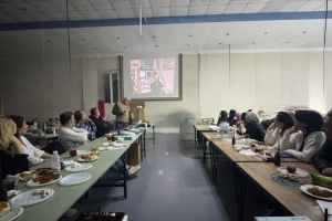 Telsiz Varsa Ses, Ses Varsa Hayat Var