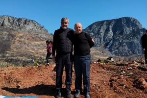 GELECEĞE NEFES OLDUK