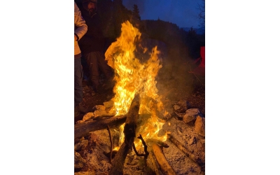 KAMP ETEŞİ SÖNDÜRMEK ORMAN YANGINLARININ ÖNÜNE GEÇMEKTİR