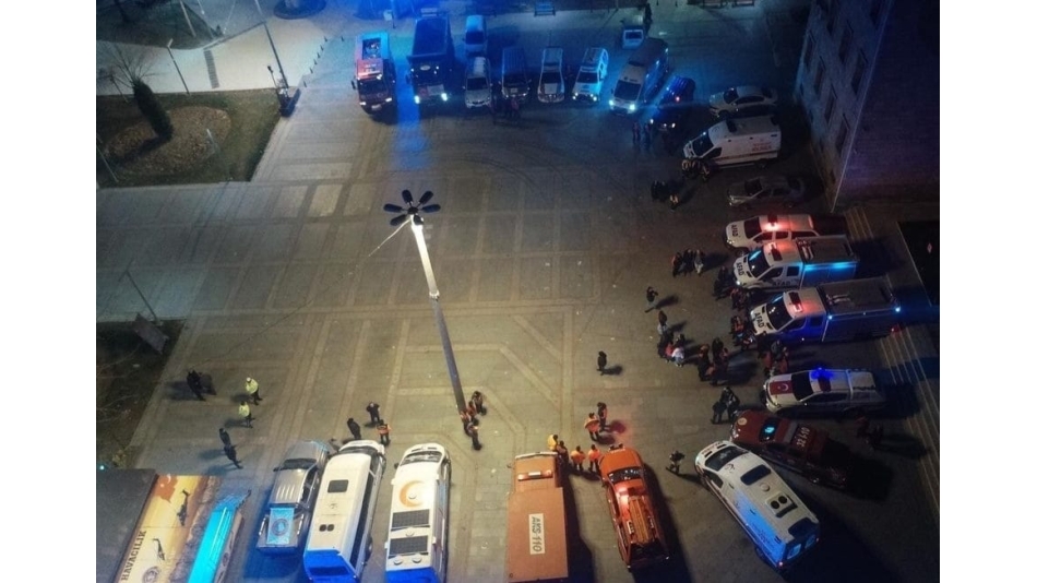 Isparta’da 6 Şubat depremi anma korteji düzenlendi.