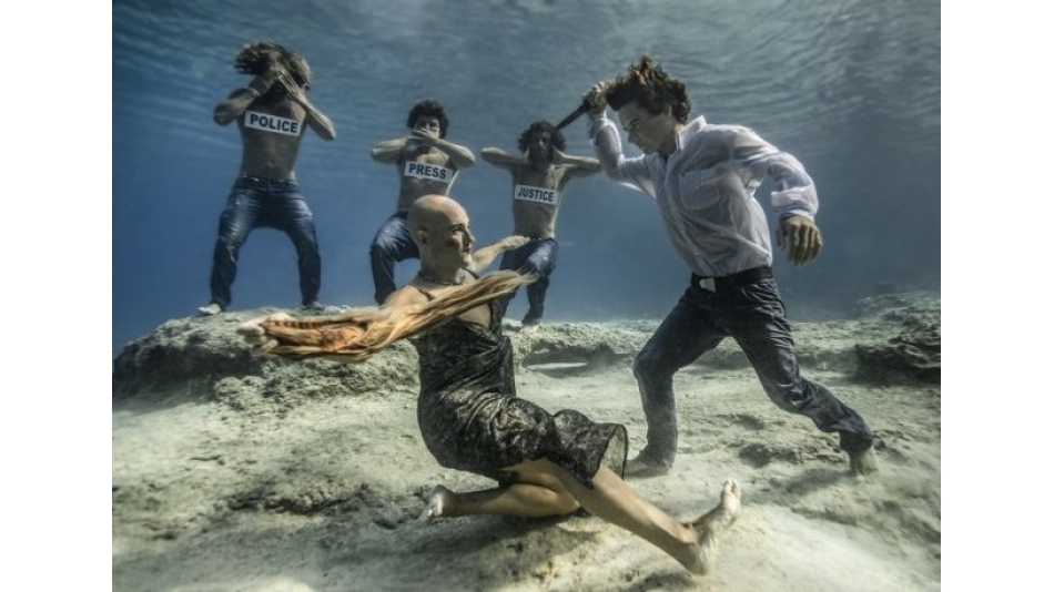 NEJDET DEMİRTAŞ FOTOĞRAFLARI KADINA ŞİDDETİ UNUTMUYOR!