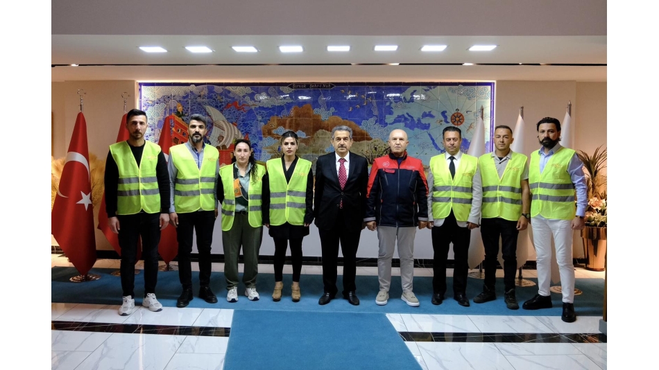 GENEL BAŞKAN ŞIRNAK VALİSİ EKİCİ'İ MAKAMINDA ZİYARET ETTİ