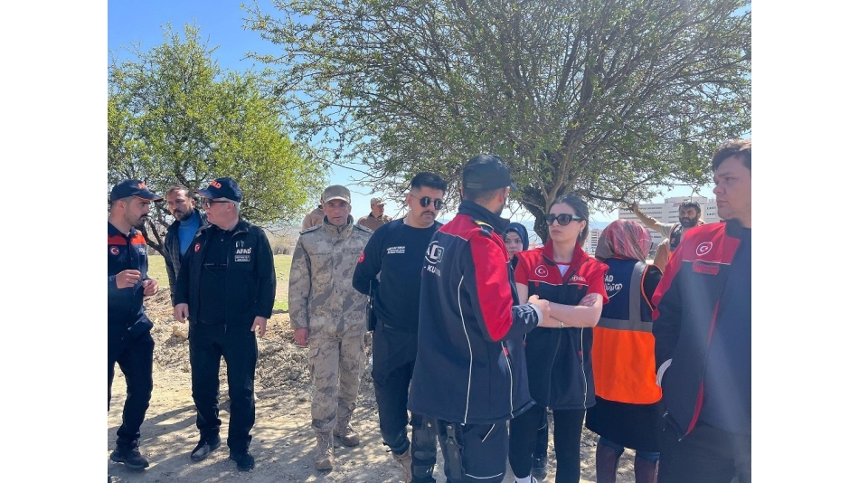 ELAZIĞ BÖLGE BAŞKANLIĞIMIZ ARAMA KURTARMA FAALİYETLERİNE KATILDI